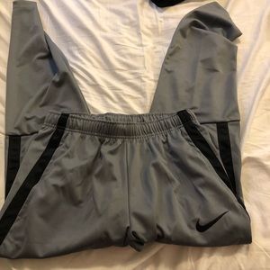 Nike tapered light weight sweatpants